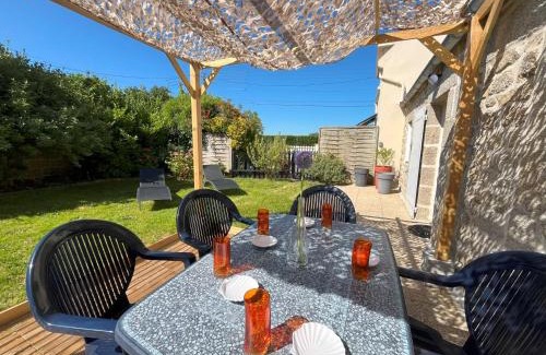 Cleder House | Ty Ar S Hisel 3 chambres pour 5 personnes, proche mer, parking