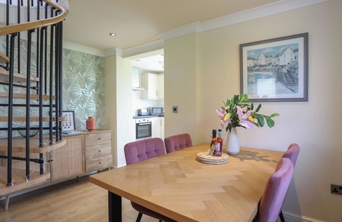 Pen-y-sarn Cottage | TY BACH TWT, pet friendly, character holiday cottage in Amlwch