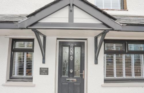 Cemaes Bay House | Ty Bara