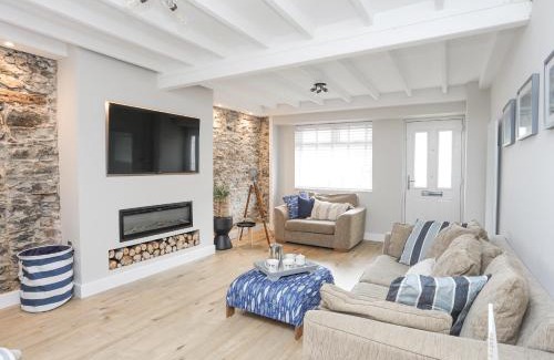 Cemaes Bay House | Ty Bara