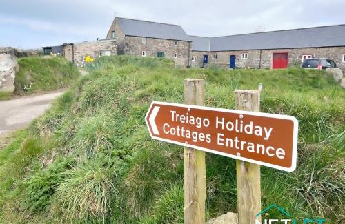 St Brides House | Ty Bedwen - Cosy Rural Retreat in St Davids