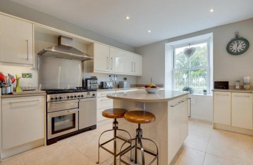 Dolgellau House | Tŷ Brithdir