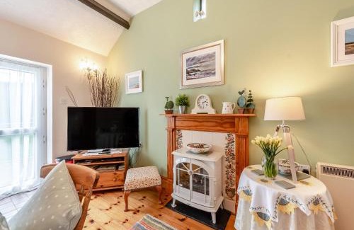 Gowerton House | Ty Cae Mawr - Oad