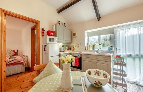 Gowerton House | Ty Cae Mawr - Oad