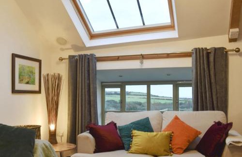 Garn Fadryn House | Ty Cam - Of5
