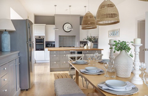 Llanerchymedd Other | Tŷ Carmel - Carmel House has breathtaking mountain views, hot tub & wood burner!