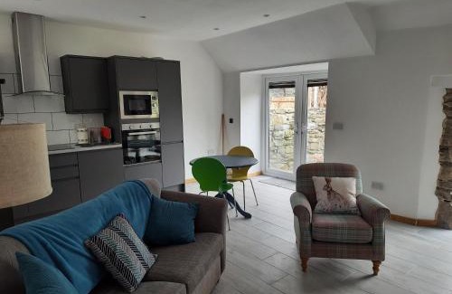 Gwynedd- Snowdonia Apartment | Ty Carreg Bach