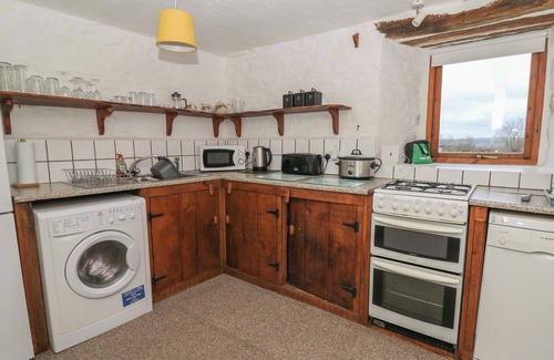 Llanybydder Cottage | Ty Ceffylau