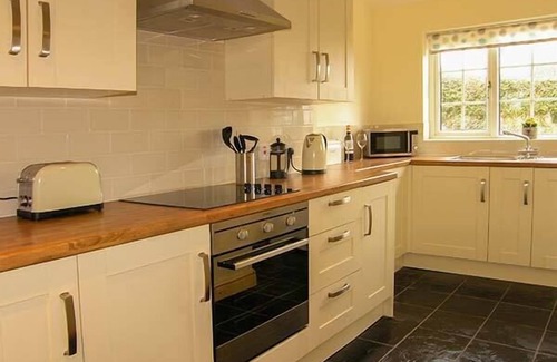 Nercwys Cottage | TY CERRIG, pet friendly, character holiday cottage in Nercwys