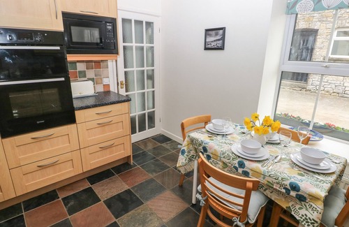 Llantwit Major Cottage | TY COETS, MORFA FARM, pet friendly in Llantwit Major