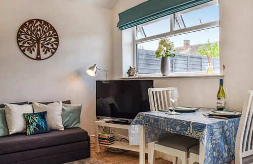 Porthcawl House | Ty Cwtch