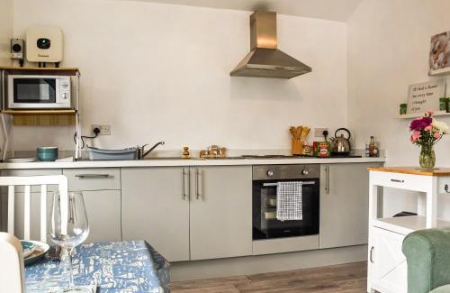 Porthcawl House | Ty Cwtch