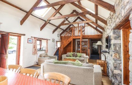 Newport House | Ty Felin