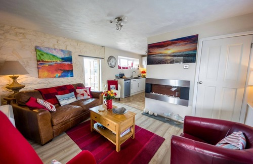 Solva Cottage | Ty Gaseg, Solva - Two Bedroom Cottage, Sleeps 4