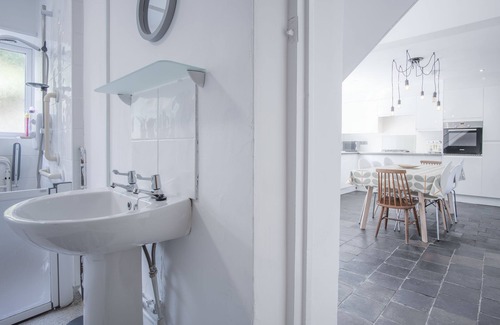 Pembroke Cottage | Ty Golau - 3 Bed Holiday Home - Pembroke