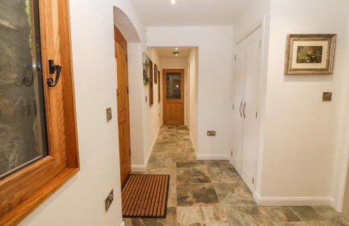 Beaumaris House | Ty Gwennol