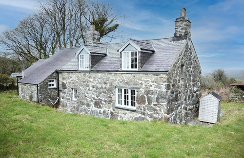 Caernarfon Cottage | Ty-Gwyn Cottage - Retreat Group