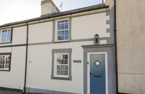 Aberdovey House | Ty Gwyn
