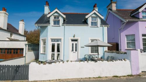 Rhosneigr House | Ty Haf