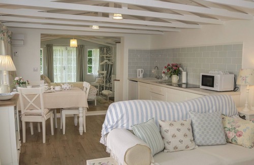 Holywell Cottage | Ty Hafan