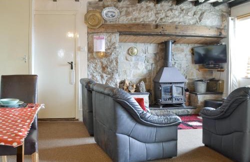 Garn Fadryn House | Ty Hen