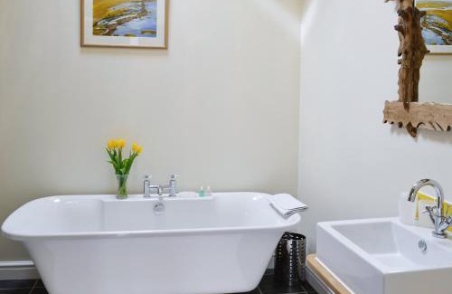 Garn Fadryn House | Ty Hir