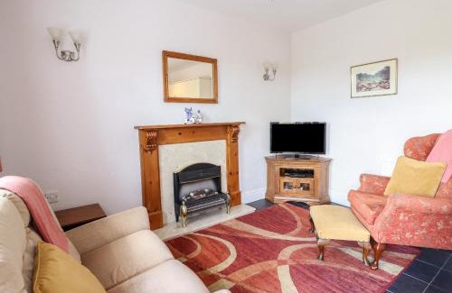 Tywyn House | Ty Llaeth Cottage