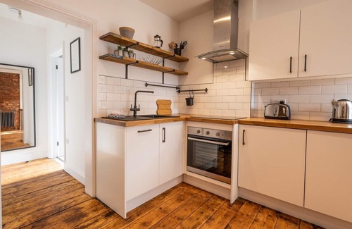 St Dogmaels Apartment | Ty Llwyd Apartment - Poppit. A light and airy coastal apartment