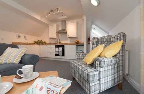 Ty Croes Cottage | Ty Mabon: Pet-friendly, first floor apartment in Aberffraw