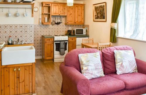 Nantlle House | Ty Mawr 2 - Uk36549