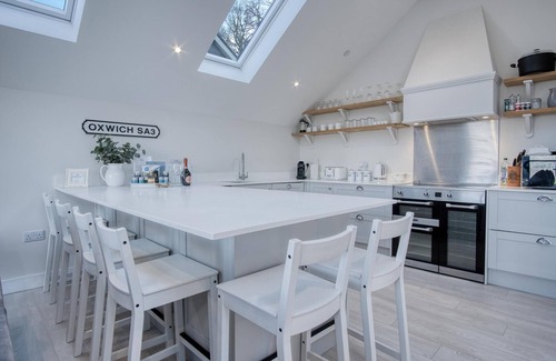 Crynant Cottage | Ty Megan - 3 Bedroom Cottage - Bayview Oxwich