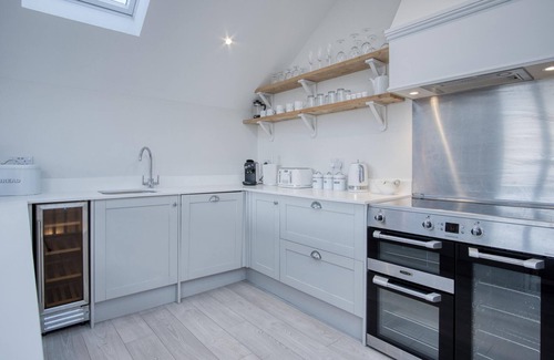 Crynant Cottage | Ty Megan - 3 Bedroom Cottage - Bayview Oxwich