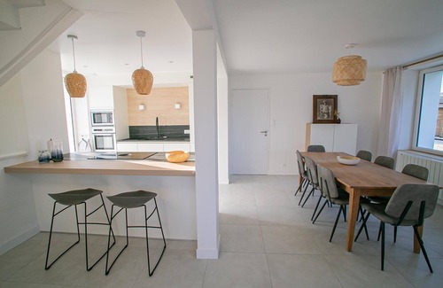 Kerlouan House | Ty Meham, 700m from the beach and Meneham, large quiet plot of land