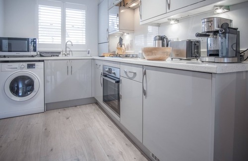 Tenby Cottage | Ty Melyn - 2 Bedroom Cottage - Tenby