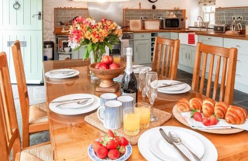 Haverfordwest House | Ty Menyn