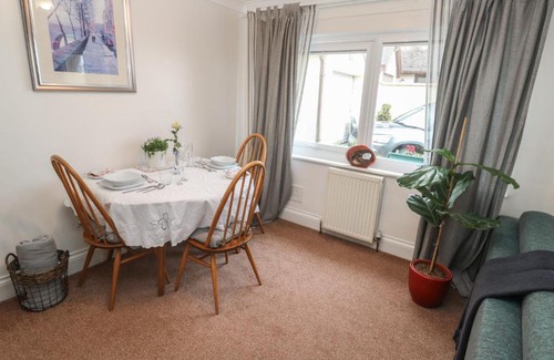 Camborne House | Ty Metheven