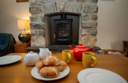 Castlemorris House | Ty Moch Bach Fishguard