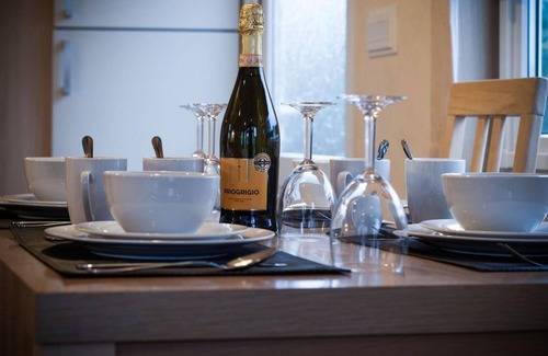Amroth Apartment | Ty Moselle 12 - 2 Bedroom Holiday Home - Amroth