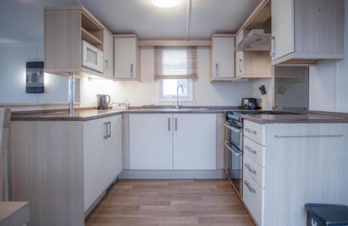 Amroth Apartment | Ty Moselle 12 - 2 Bedroom Holiday Home - Amroth