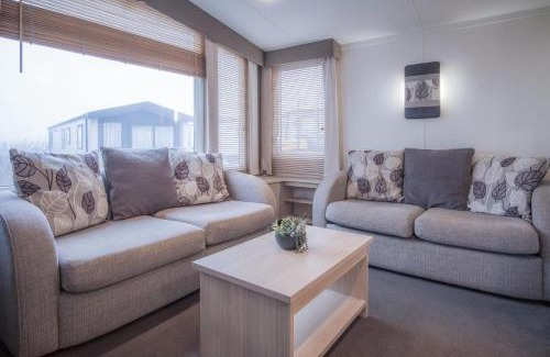 Amroth Apartment | Ty Moselle 12 - 2 Bedroom Holiday Home - Amroth