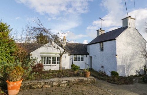 Dulas Cottage | Ty'n Lon