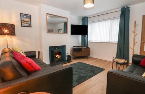 Dwyran House | Ty Nain