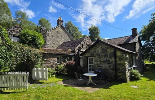 Beddgelert Cottage | Ty Nesaf cottage in Snowdonia National Park