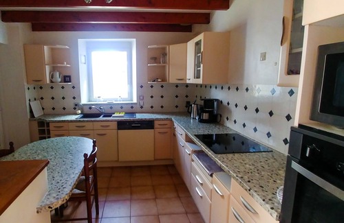 Landudec House | Ty Palmier - close to beaches, Quimper and amenities