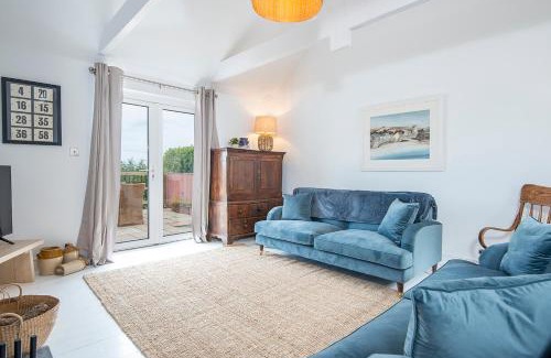 Dinas Cross House | Ty Perci Penrhiw