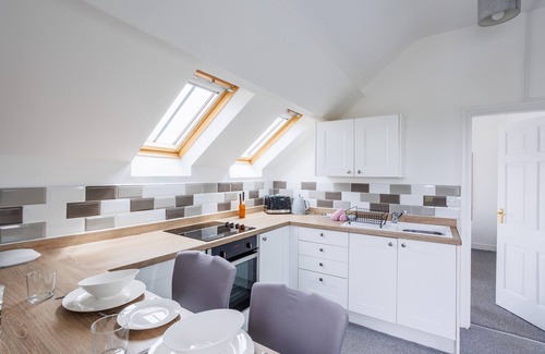 Ty Croes Cottage | Ty Rhiannon: One bedroom first floor apartment in Aberffraw