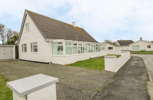 Rhosneigr House | Ty Taid