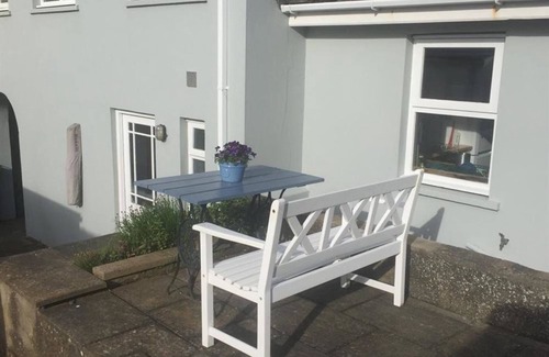 Solva Cottage | TY TALCEN, pet friendly, country holiday cottage in Solva