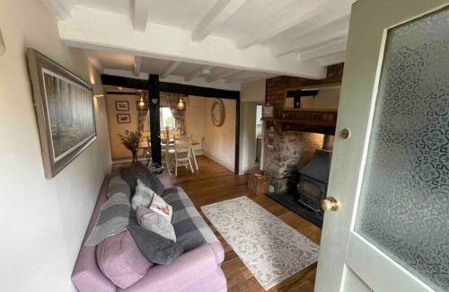 Montgomery House | Ty Twty, Montgomery Cottage