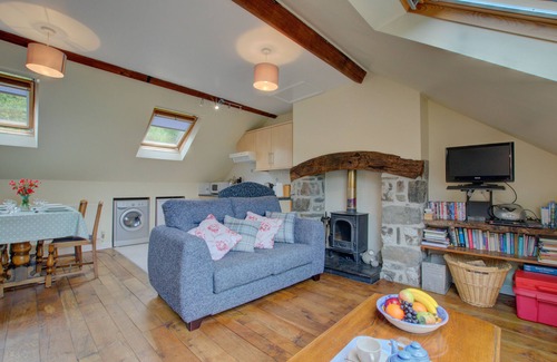 Machynlleth House | Ty Wennol - Two Bedroom House, Sleeps 4